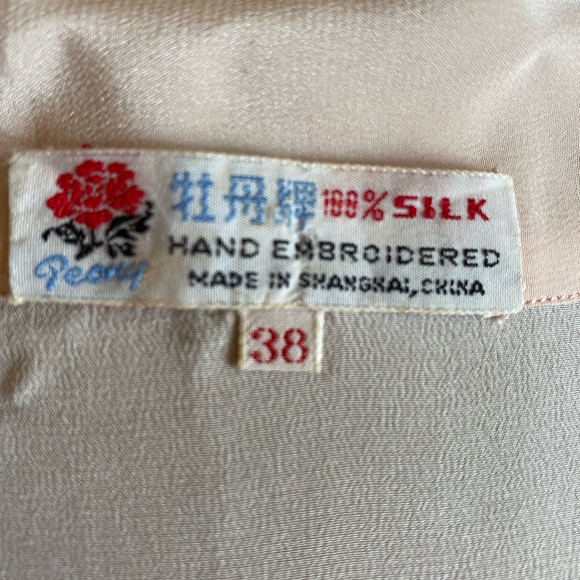 Pure silk hand vtg embroidered notch collar M/L palest peach - Picture 4 of 7